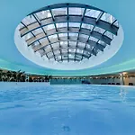 Ans Hanza Tower 15th Floor With View, Swimming Pool Area With Saunas, Viewing Terrace דירה שצ'צ'ין